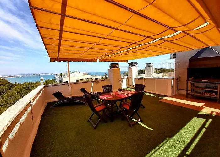 Barbacoa + Vistas Al Mar + Playa + Piscina.